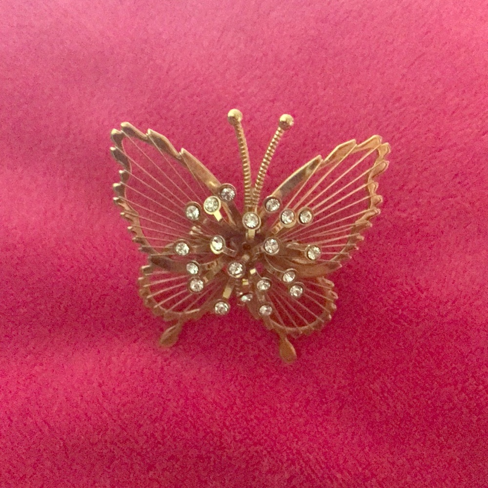 Monet Vintage Brooch